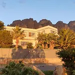 Finchley Guesthouse In Camps Bay