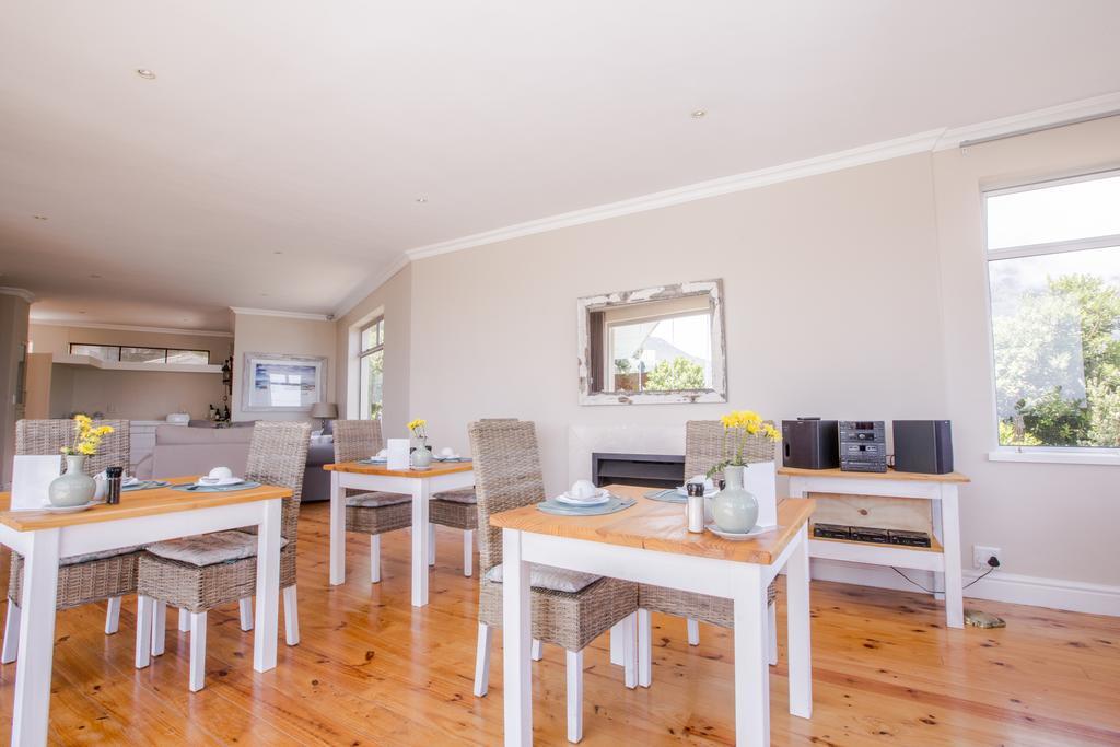 Finchley In Camps Bay Guest house Cape Town