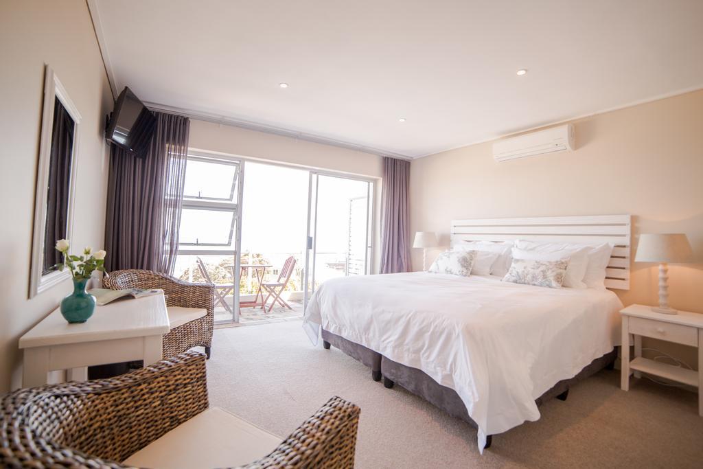 Finchley In Camps Bay